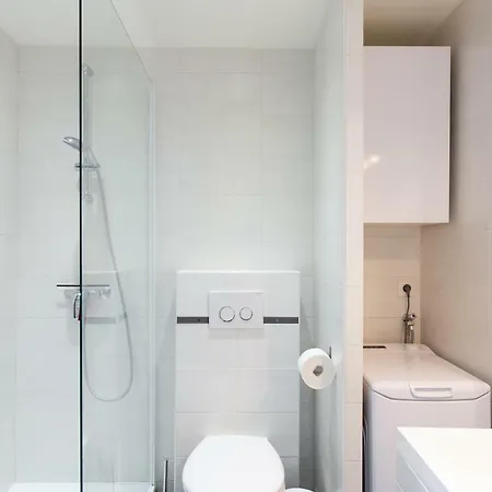 Maracuja Yourhosthelper * Cannes